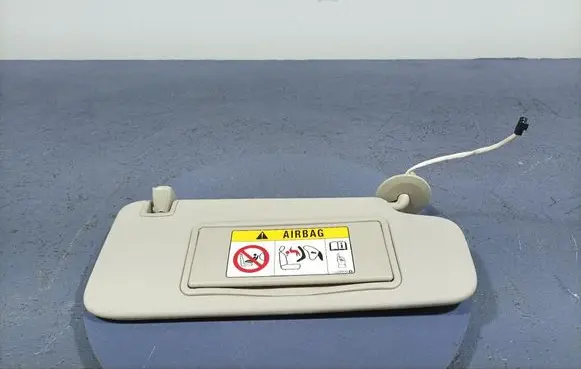 Sun visor