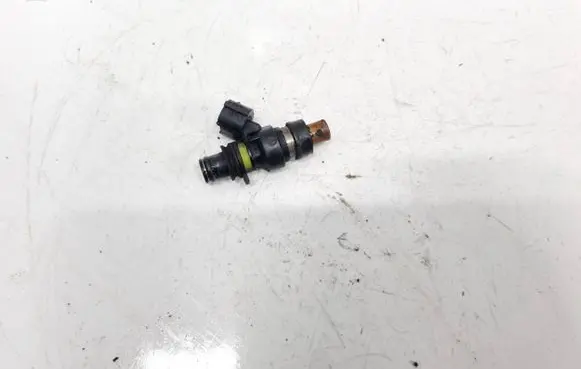 Subaru Legacy Fuel injector FBYCG50 5005X06