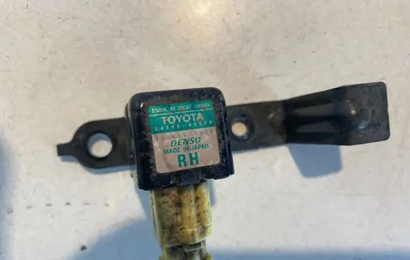 Lexus RX 330 - 350 - 400H Airbag deployment crash/impact sensor 1876005920
