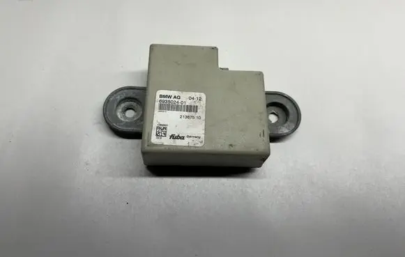 BMW Z4 E89 Aerial antenna amplifier 6935024