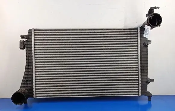 Audi A3 S3 A3 Sportback 8P Intercooler radiator