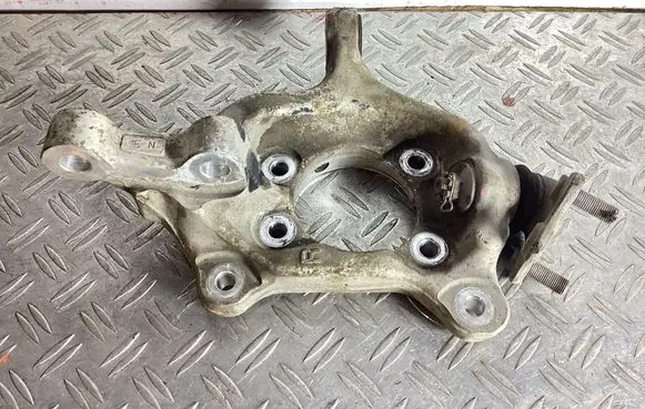Lexus NX Front wheel hub 