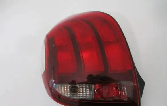 Peugeot 108 Rear/tail lights 815600H132