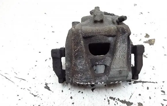 Volkswagen Tiguan Front brake caliper