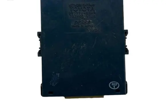 Lexus RX 450H Gateway control module 8911148040 2324005121