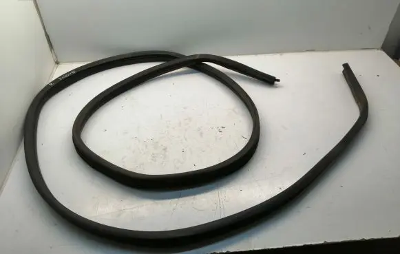 Ford Transit Front door rubber seal