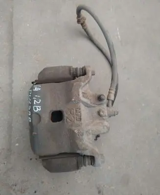 Nissan Pulsar Front brake caliper