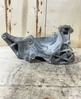 BMW X3 E83 Generator/alternator bracket 7802639 11167802639