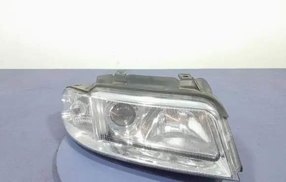 Audi A4 S4 B5 8D Headlight/headlamp 