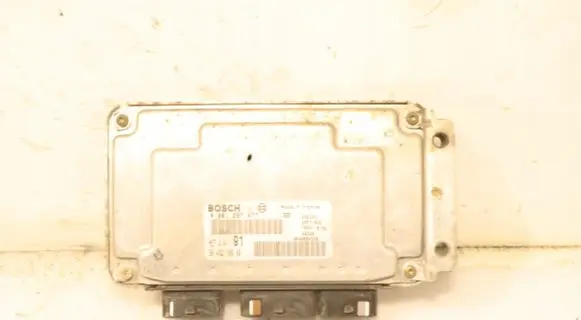 Peugeot 206 Engine control unit/module ECU 0261207477