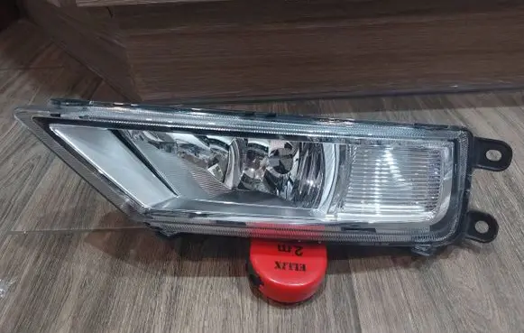 Volkswagen Tiguan Front fog light 1047.001