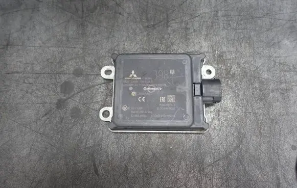 Mitsubishi Eclipse Cross Distronic sensor radar 9620A 202LSE008 4135AARS4A