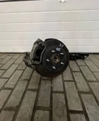 Lexus NX Rear wheel hub spindle/knuckle 1724