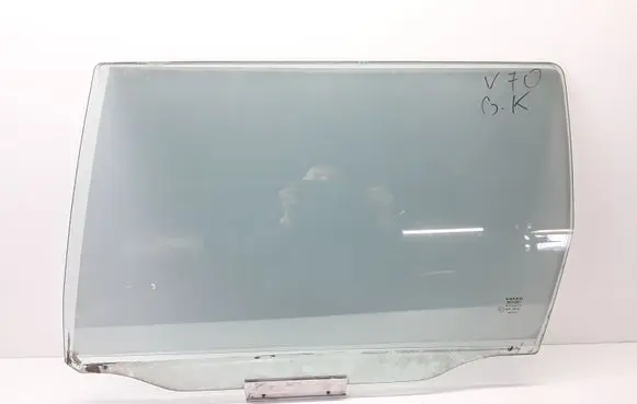 Volvo V70 Rear door window glass