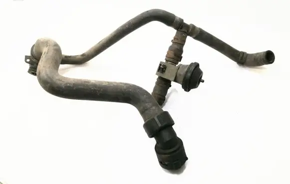 Volkswagen PASSAT B5.5 Engine coolant pipe/hose 8D0121049G 4A0819809