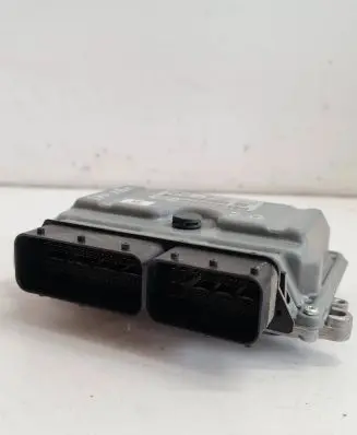 Volvo V70 Engine control unit/module 0261209108 1039S27438 1286080