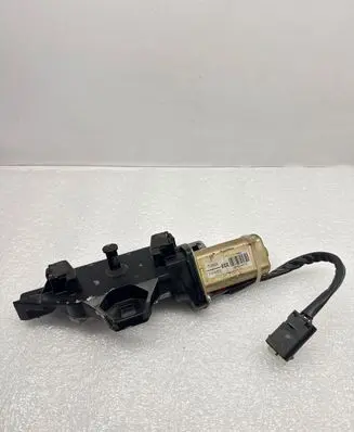 BMW 7 E65 E66 Tailgate/trunk/boot lock/catch/latch 7014872