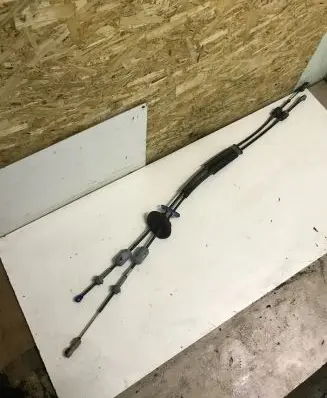 Peugeot 5008 Gear shift cable linkage 00065615