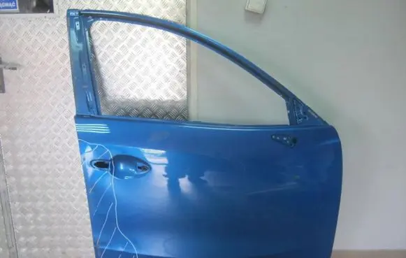 Mazda CX-5 Front door