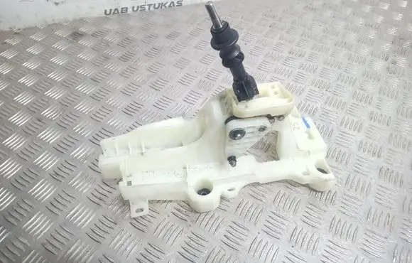 Mitsubishi Lancer VIII Gear shifter/selector