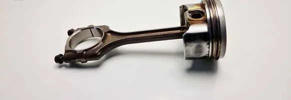 Honda Civic Piston with connecting rod 