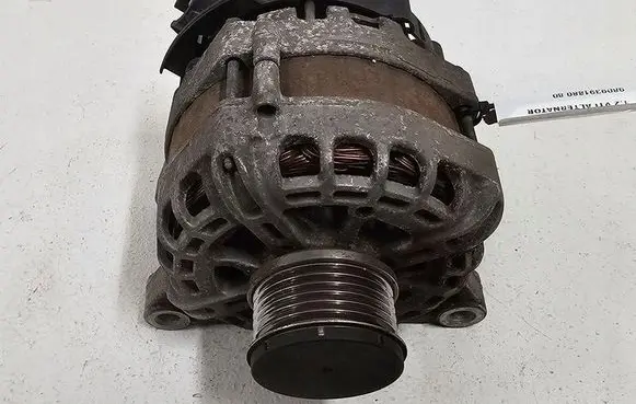Peugeot 208 Generator/alternator 9809391880