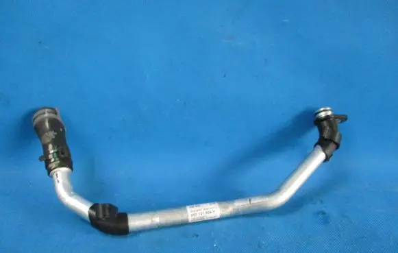 Audi Q7 4M Engine coolant pipe/hose 057121609K