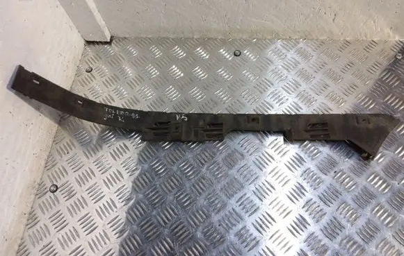 Seat Toledo II (1M) Rear bumper mounting bracket 611218GP5 1M5807393E
