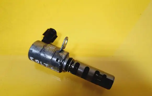 Mitsubishi Colt Camshaft vanos timing valve MR984259E