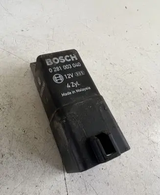 Dodge Nitro Glow plug pre-heat relay 0281003040