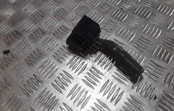 Mazda 3 II Wiper control stalk 17D682