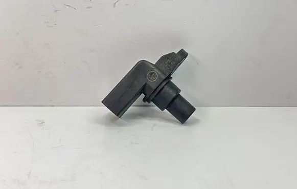 BMW 3 E46 Camshaft position sensor 2249320 13622249320 7796054