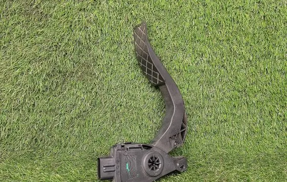 Audi Q5 SQ5 Accelerator throttle pedal 8K1723523