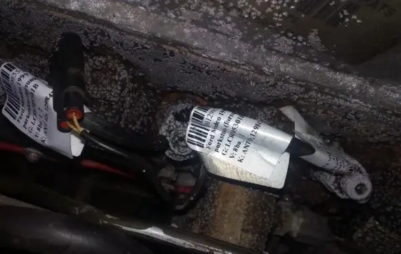 Ford Mondeo MK II Fuel injector