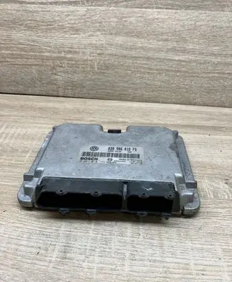 Volkswagen PASSAT B5 Engine control unit/module 038906018FS 0281010171