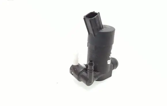 Volvo V70 Windscreen/windshield washer pump