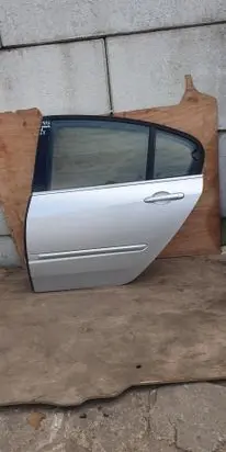 Renault Laguna III Rear door 