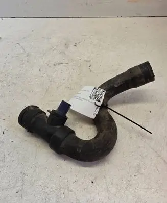 Audi A4 S4 B5 8D Engine coolant pipe/hose 8D0121049A