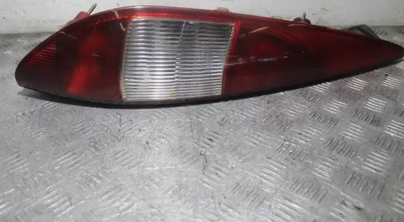 Ford Mondeo Mk III Rear/tail lights 1S7113405C