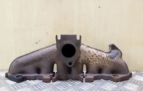 Peugeot 508 Exhaust manifold 9681570480