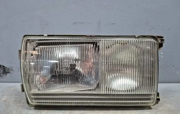 Mercedes-Benz 200 300 W123 Headlight/headlamp