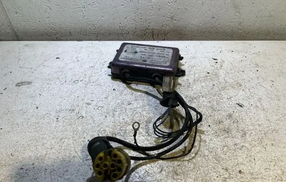 Jaguar XJ SERIE 3 Headlight ballast module Xenon 90881680 DBC3180