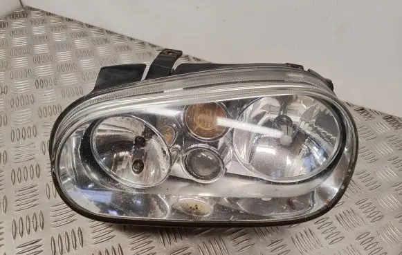Volkswagen Golf IV Headlight/headlamp 1J1941017B