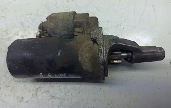 Audi A6 S6 C5 4B Starter motor 0001109021