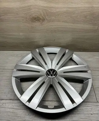 Volkswagen Touran III R14 wheel hub/cap/trim 5TA601147B 5TA601147