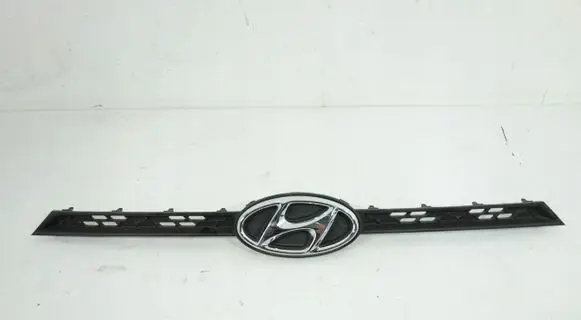 Hyundai i20 (GB IB) Front bumper upper radiator grill 86351C8000