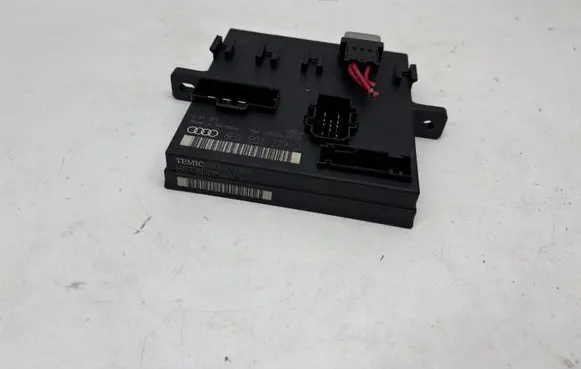 Audi A4 S4 B7 8E 8H Comfort/convenience module 8E0907279J