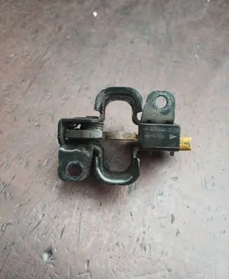 Mercedes-Benz C W203 Engine bonnet/hood lock/catch A2038800060