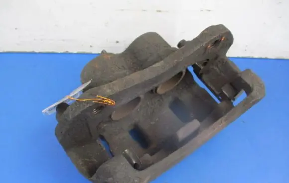 Chevrolet Captiva Front brake caliper