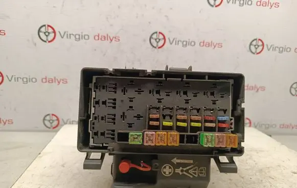 Ford Transit Fuse box set 6C1T14A067AB K067R